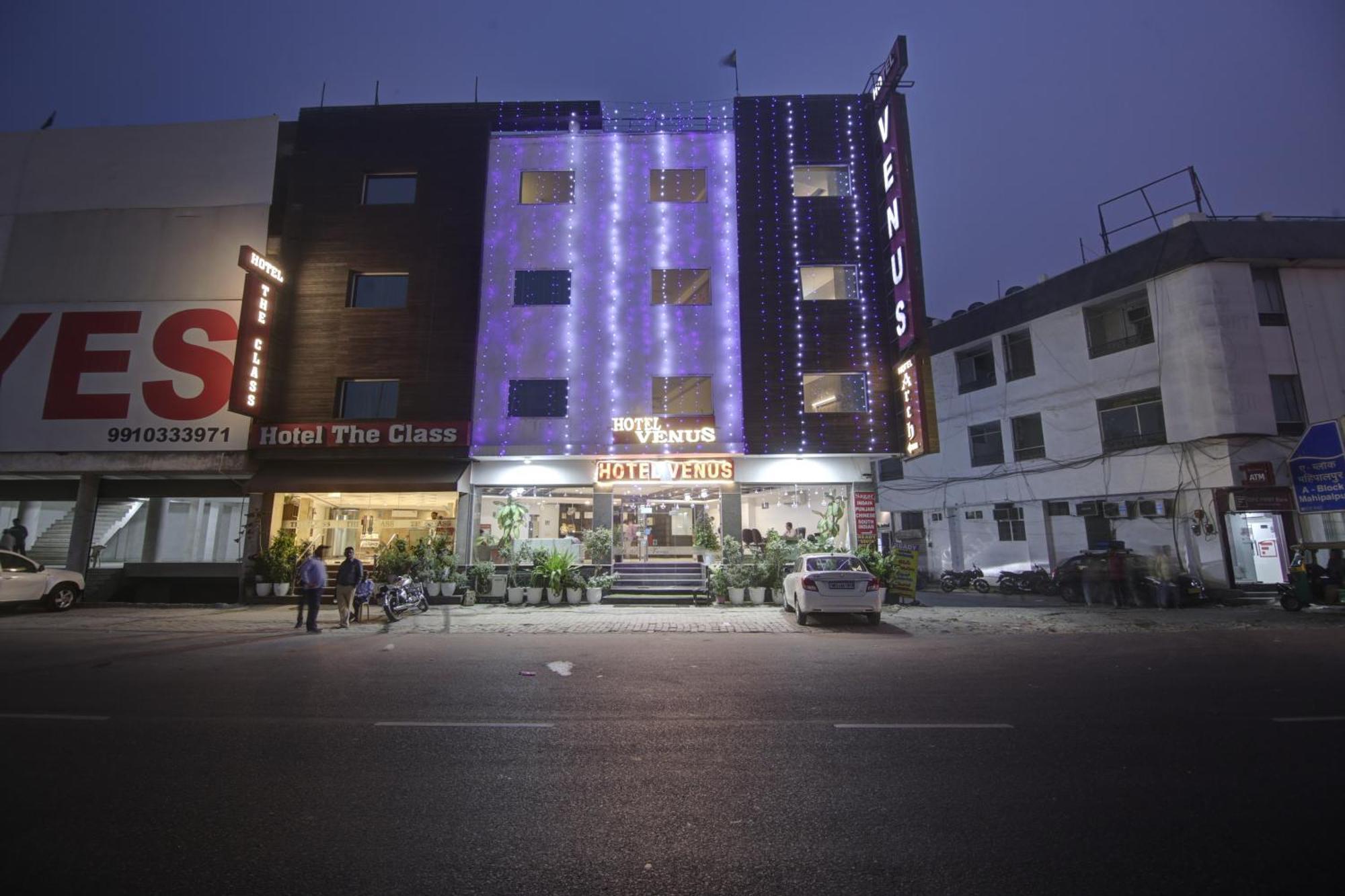 Hotel Venus Plaza New Delhi Exteriör bild