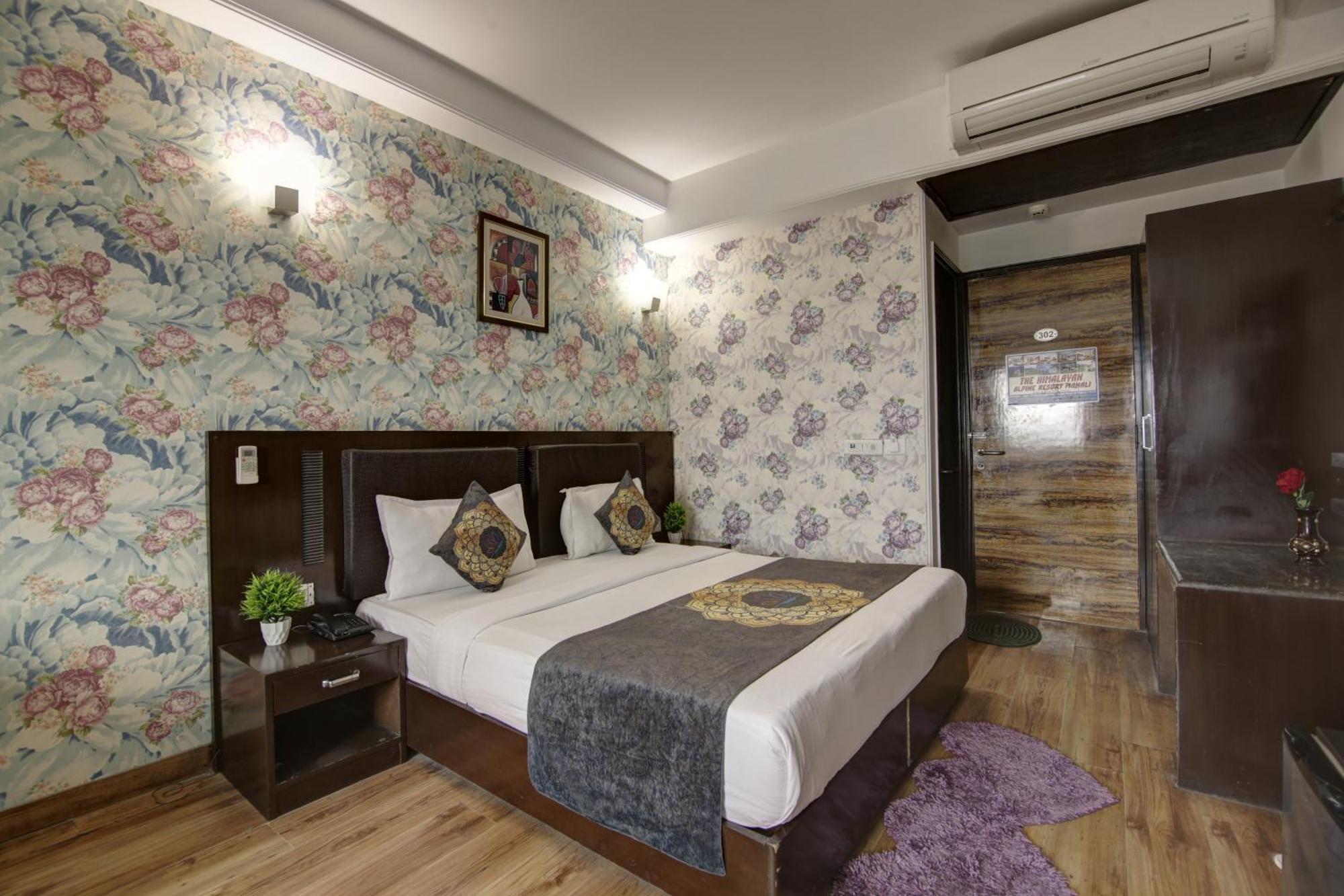 Hotel Venus Plaza New Delhi Exteriör bild